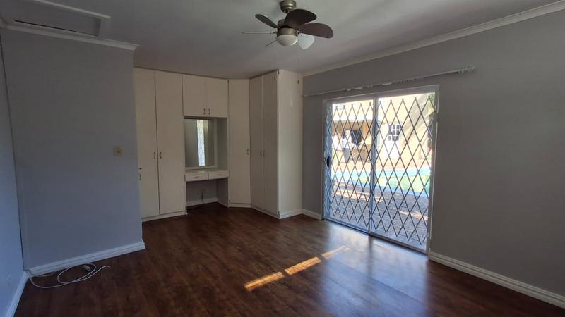 4 Bedroom Property for Sale in Flamingo Vlei Western Cape